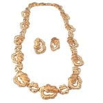 Retro Gold Diamond Accented Choker Necklace and Earrings Set